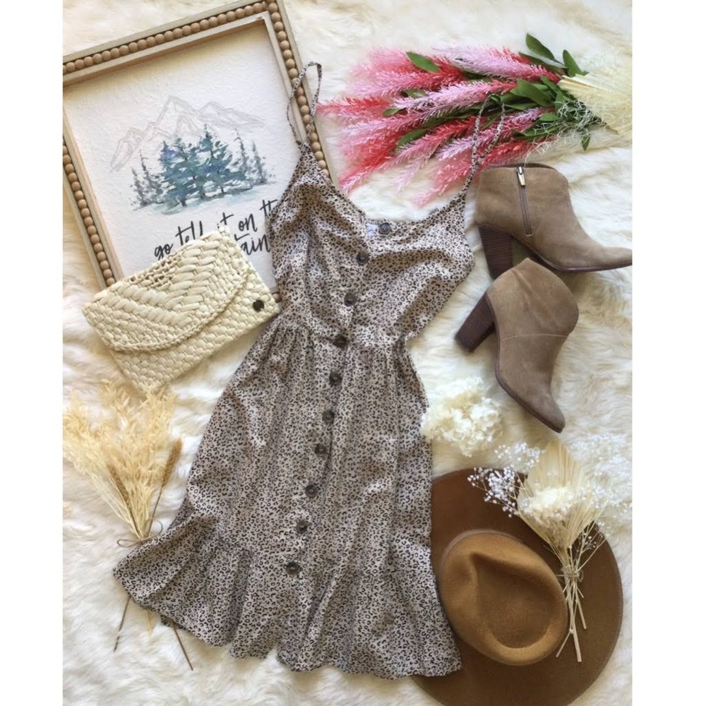 NWOT Cheetah Print Dress - Picture 2 of 3